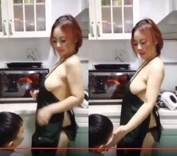 中国の動画サイトなどで、“裸エプロン姿”でケーキ作りをしている母親