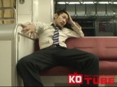 電車で眠るリーマン