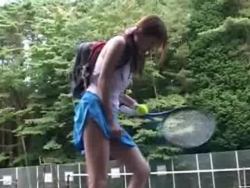 テニスしながらバイブスイッチオン！！ - エロ動画 アダルト動画